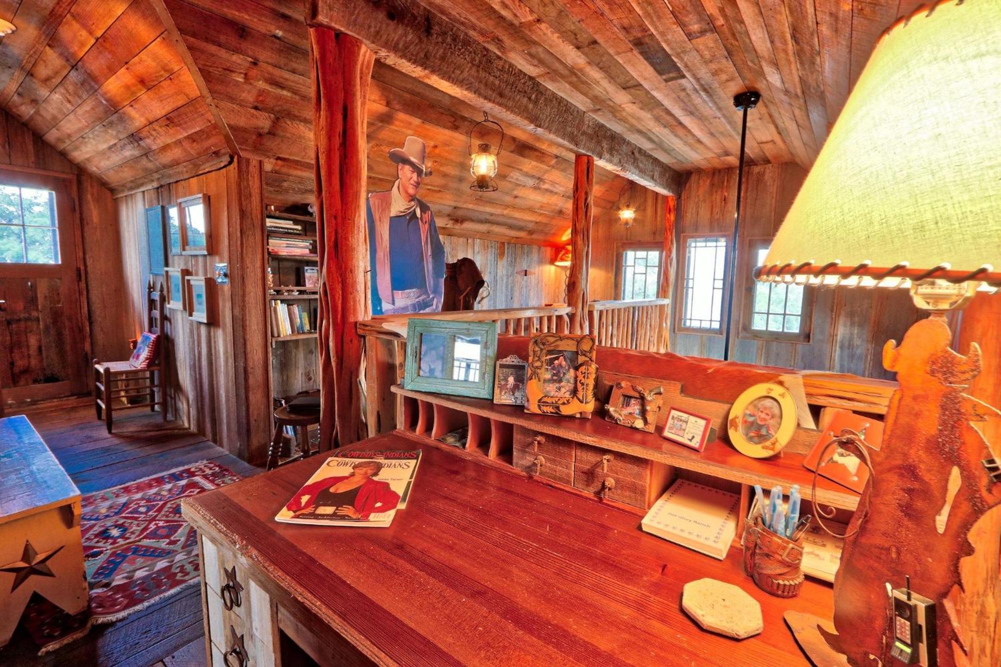 Log Cabin At Old Glory Ranch Wimberley Exteriör bild